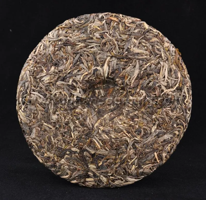 2010 Yunnan Sourcing "Autumn Mang Fei" Raw Pu-erh Tea Cake