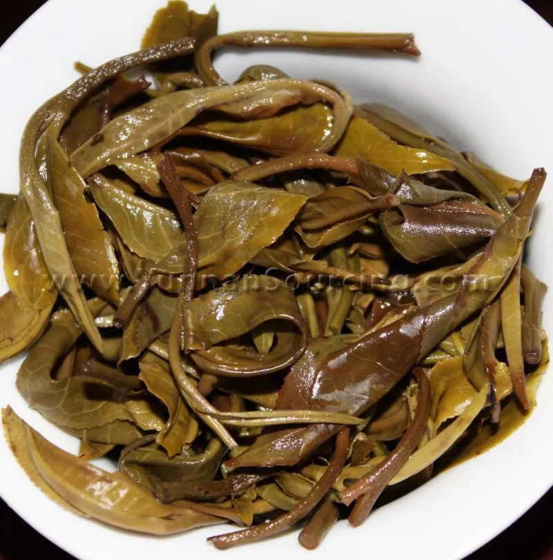 2010 Yunnan Sourcing "Yi Bang" Ancient Arbor Pu-erh Tea Cake