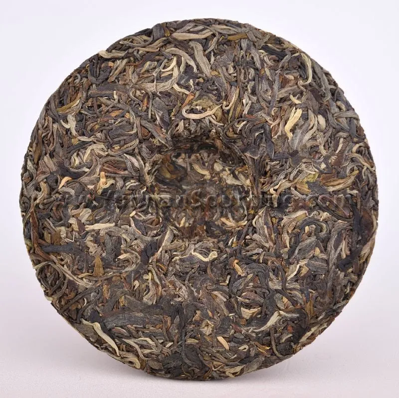 2010 Yunnan Sourcing "Yi Bang" Ancient Arbor Pu-erh Tea Cake