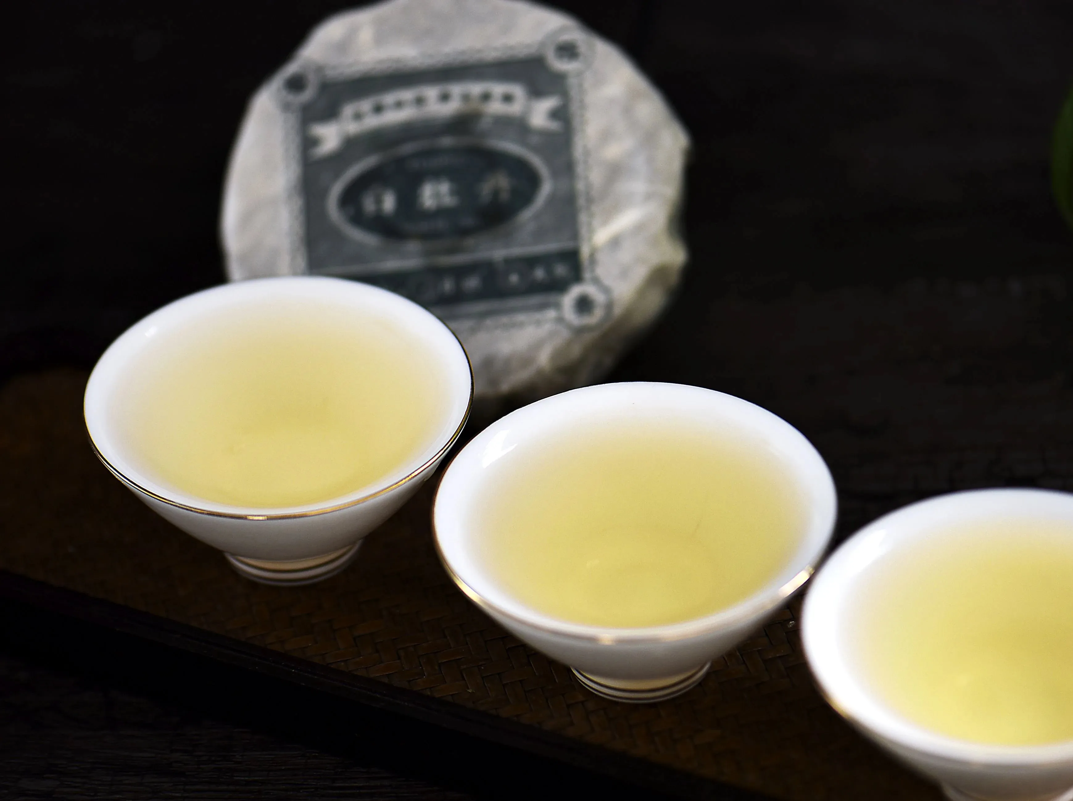 Bai Mu Dan "Waffle Cake" Fuding White Tea