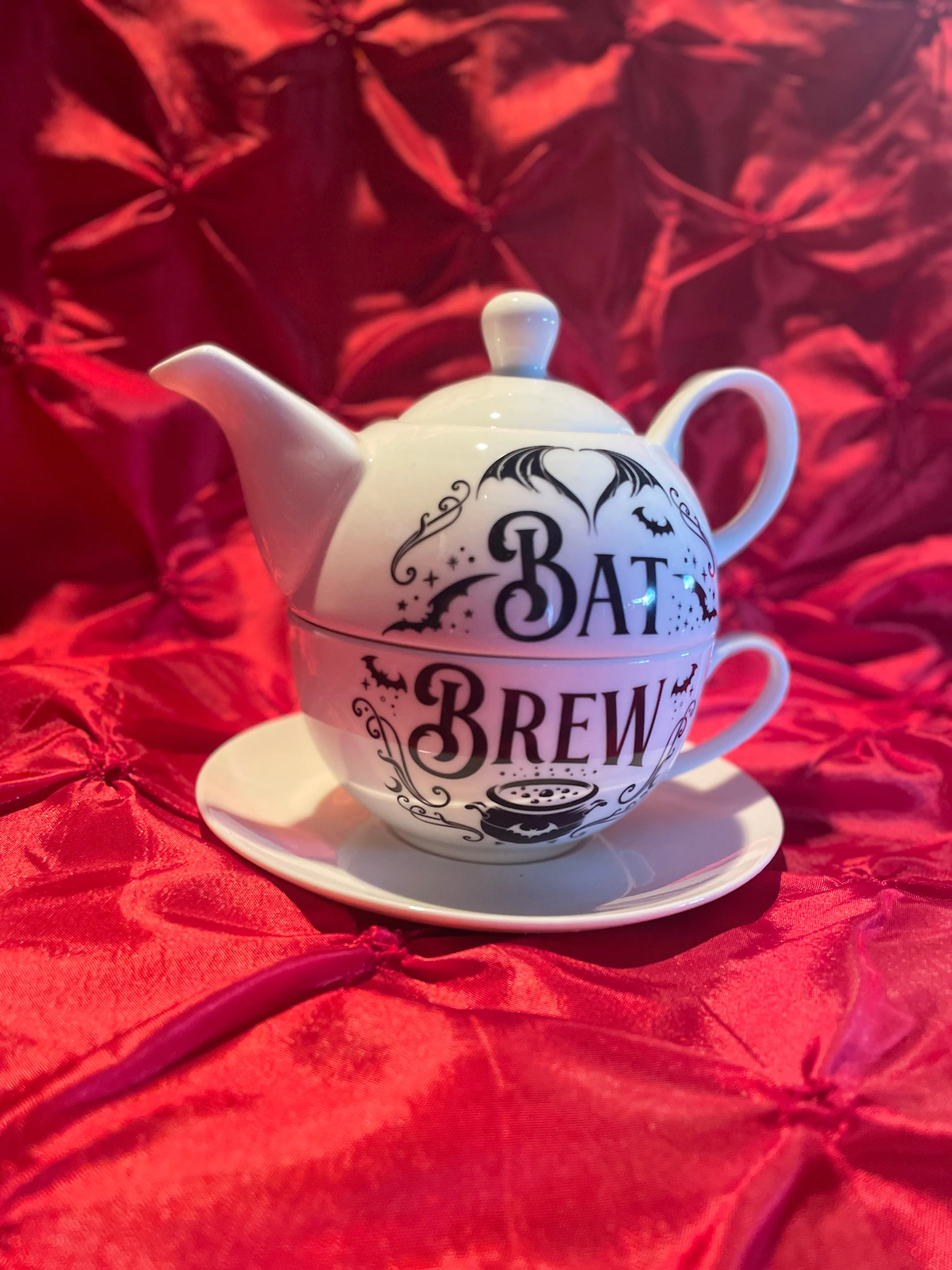 Bat Brew Tea Pot and Cup