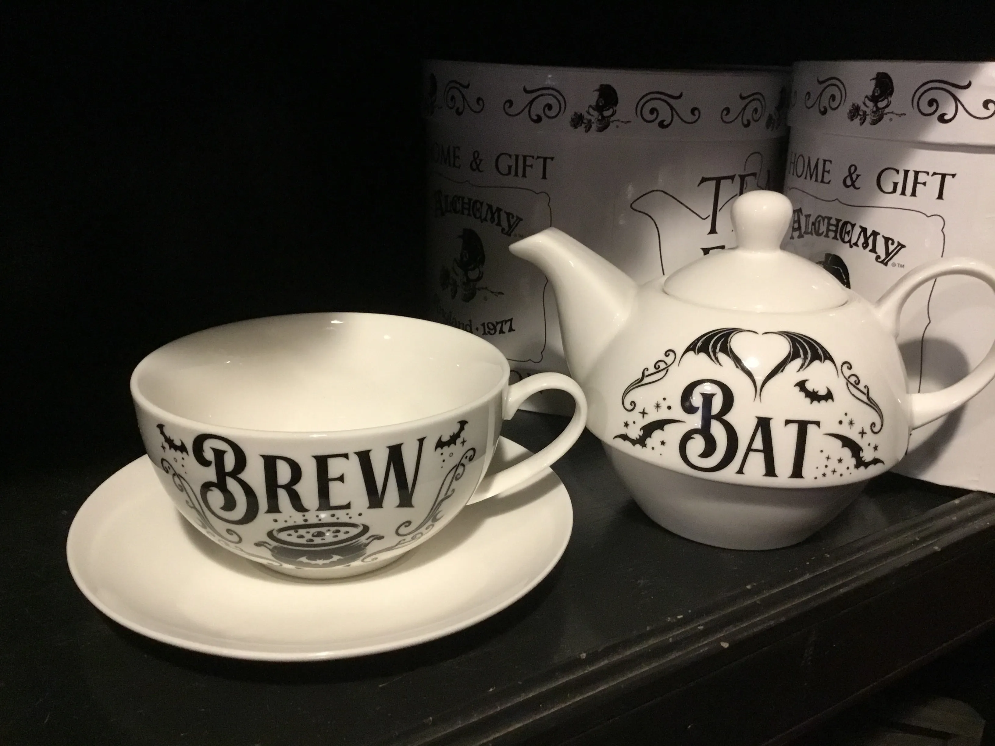 Bat Brew Tea Pot and Cup